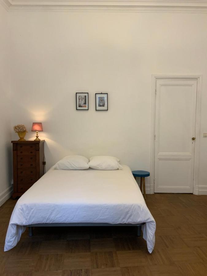 Grand Studio Style Bordelais Dans Le Triangle D'Or Bordeaux Bagian luar foto